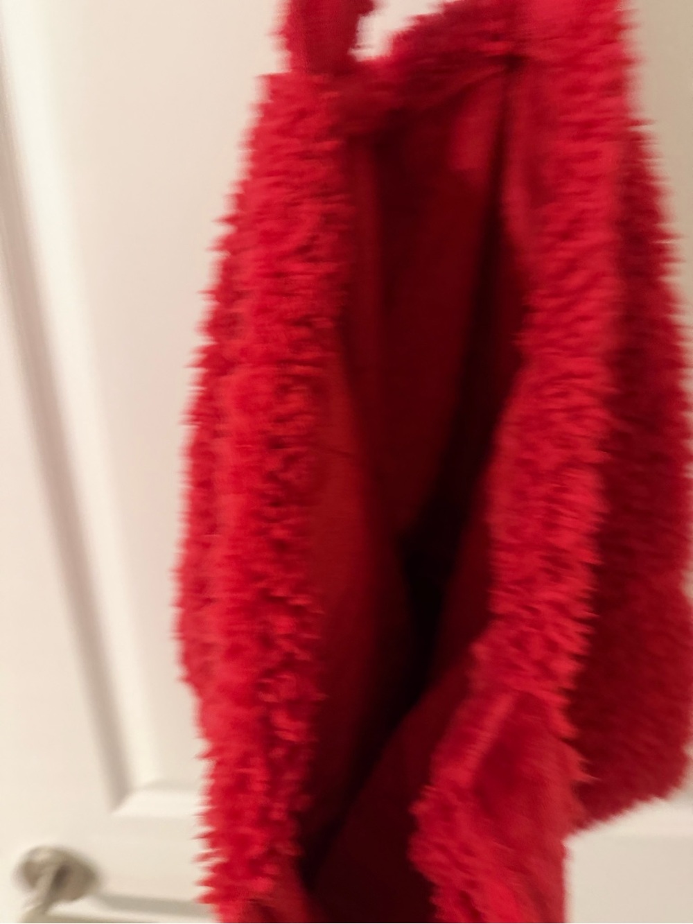 Reversible Red Plush Shoulder Tote Bag - Picture 4 of 4